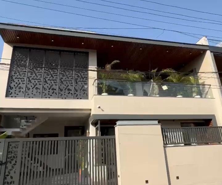 Luxury 5BHK Villa